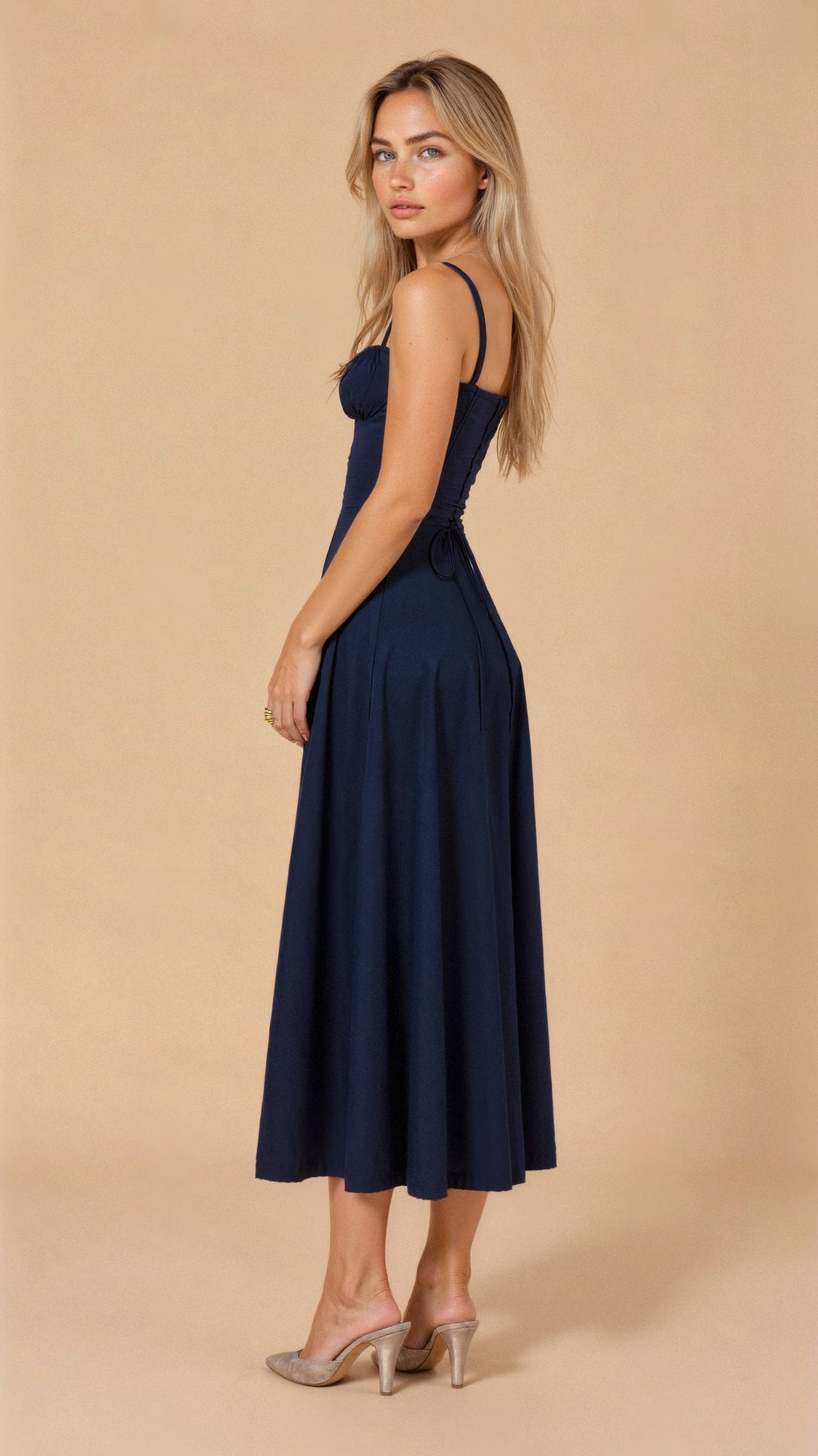 Léa - Robe cintrée - Design bustier
